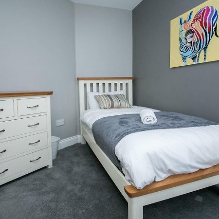 11 College Place North Белфаст Екстериор снимка