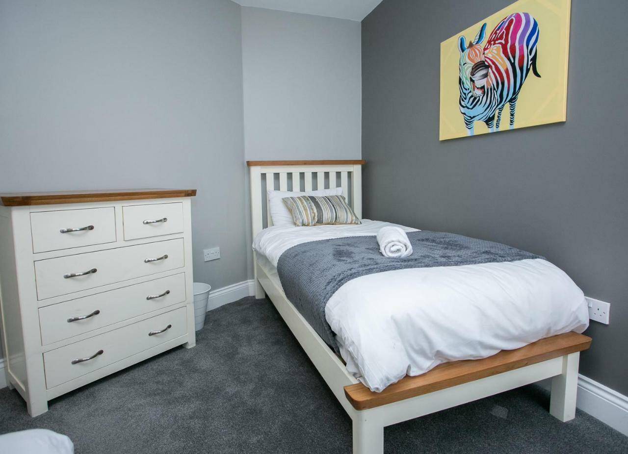 11 College Place North Белфаст Екстериор снимка