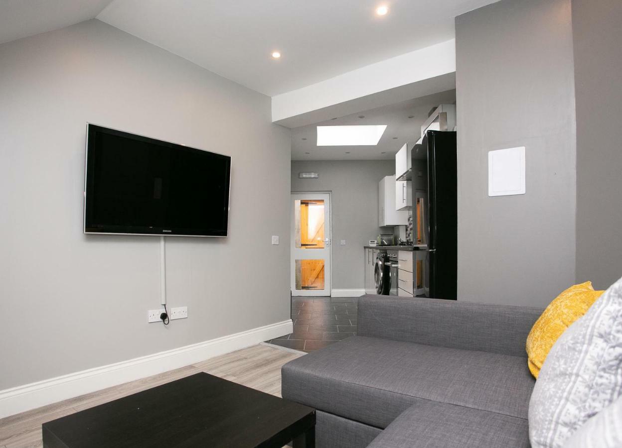 11 College Place North Белфаст Екстериор снимка